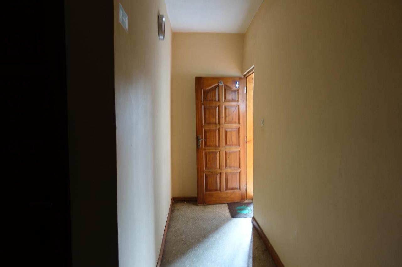 Cheers Guesthouse Botianaw Exterior photo