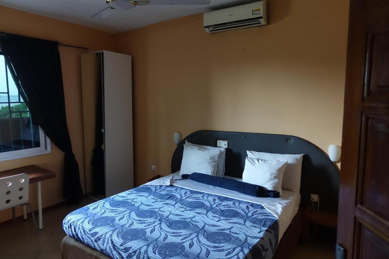 Cheers Guesthouse Botianaw Exterior photo